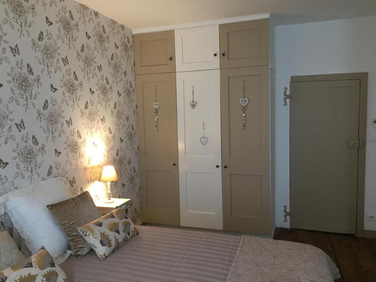 Bed and Breakfast De Charme Et D'Eau Saint-Savinien Exterior foto