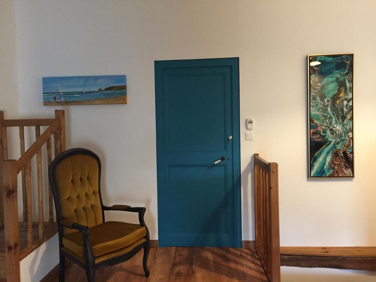 Bed and Breakfast De Charme Et D'Eau Saint-Savinien Exterior foto