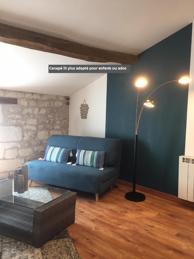 Bed and Breakfast De Charme Et D'Eau Saint-Savinien Exterior foto